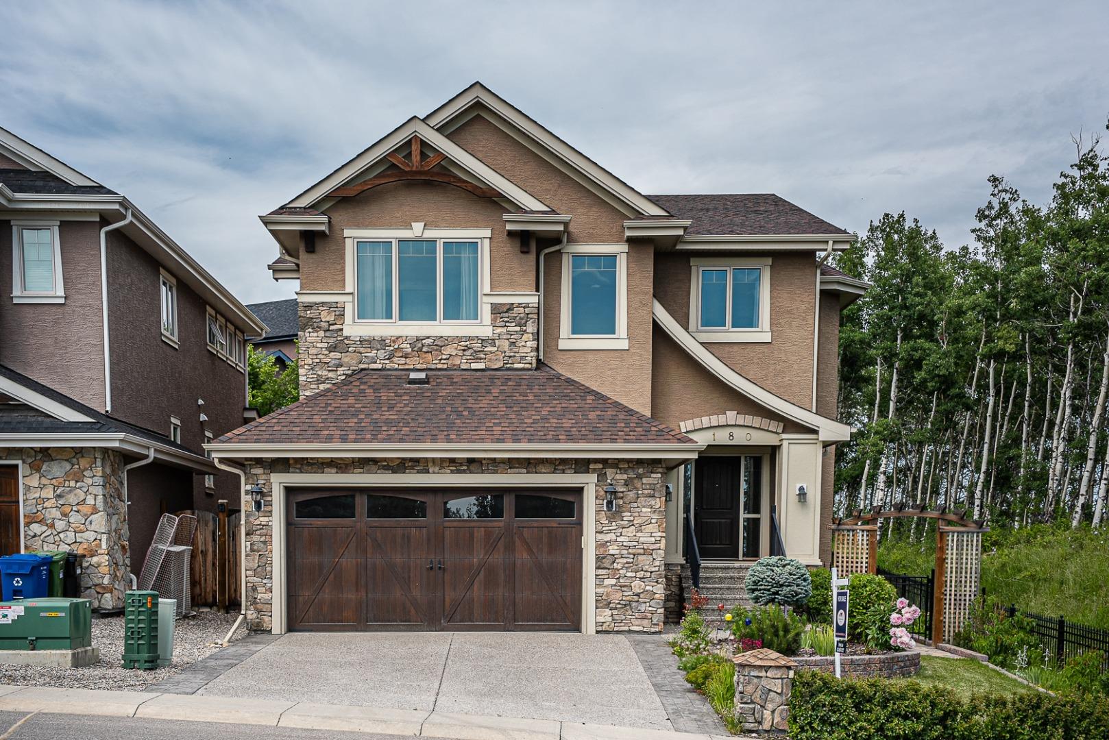 180 ASCOT Drive SW