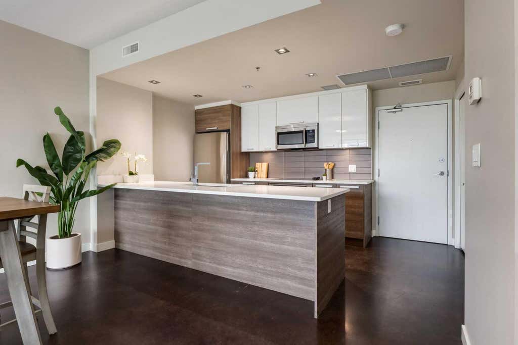 Photo of 235 9A Street NW #702, Calgary, AB T2N 4H7 (MLS # A2333095)