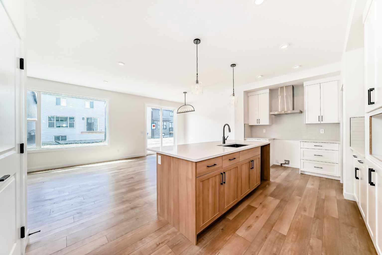33 Bartlett Way