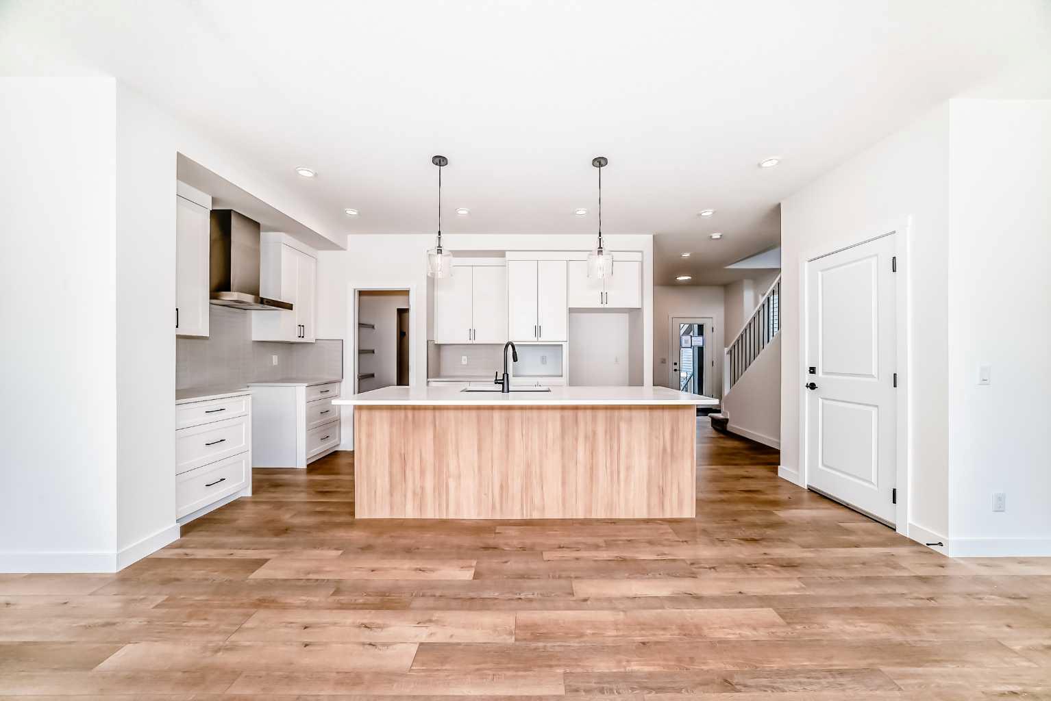 33 Bartlett Way