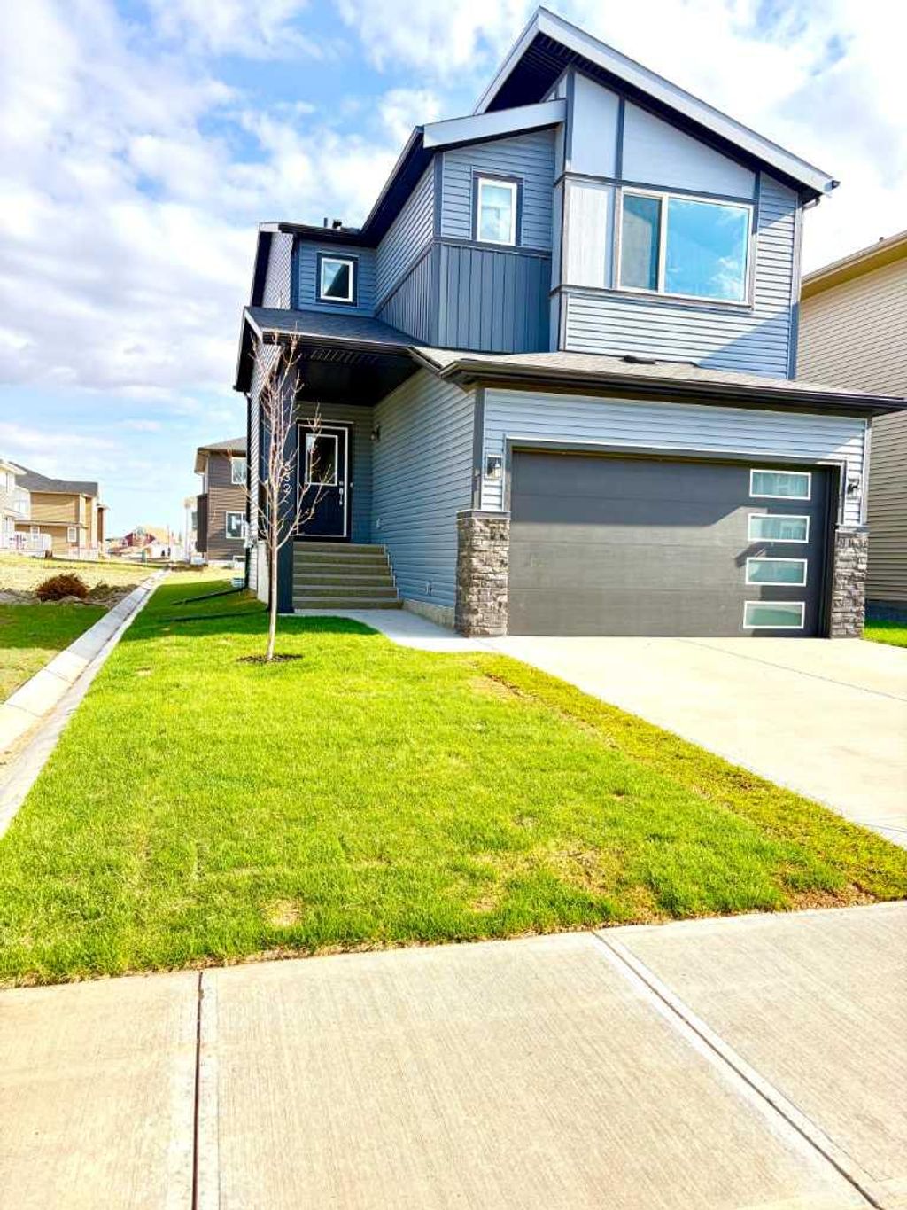 Photo of 532 Clearwater Heath, Chestermere, AB T1X 3A5 (MLS # A2308500)