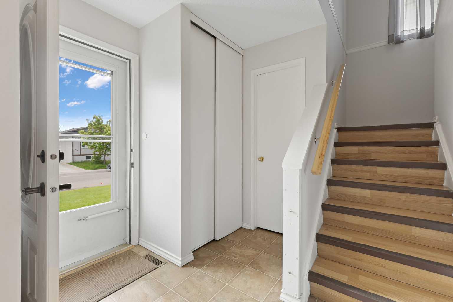 191 Castlebrook Road NE