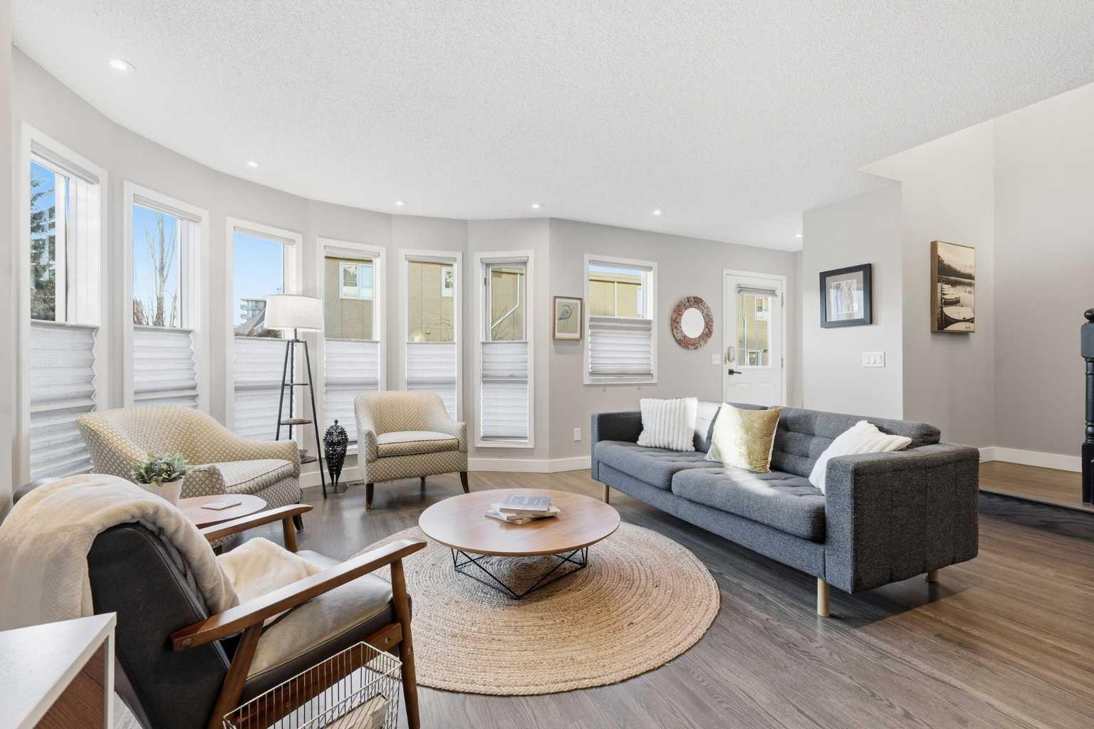 1124 14 Avenue SW 101