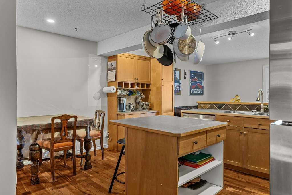 200 Three Sisters Drive 206