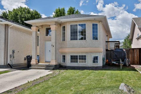 Photo of 34 Chilcotin Way W, Lethbridge, AB T1K 7L7 (MLS # A2320581)