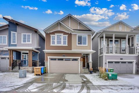 192 Carrington Crescent NW Calgary AB T3P 1R1