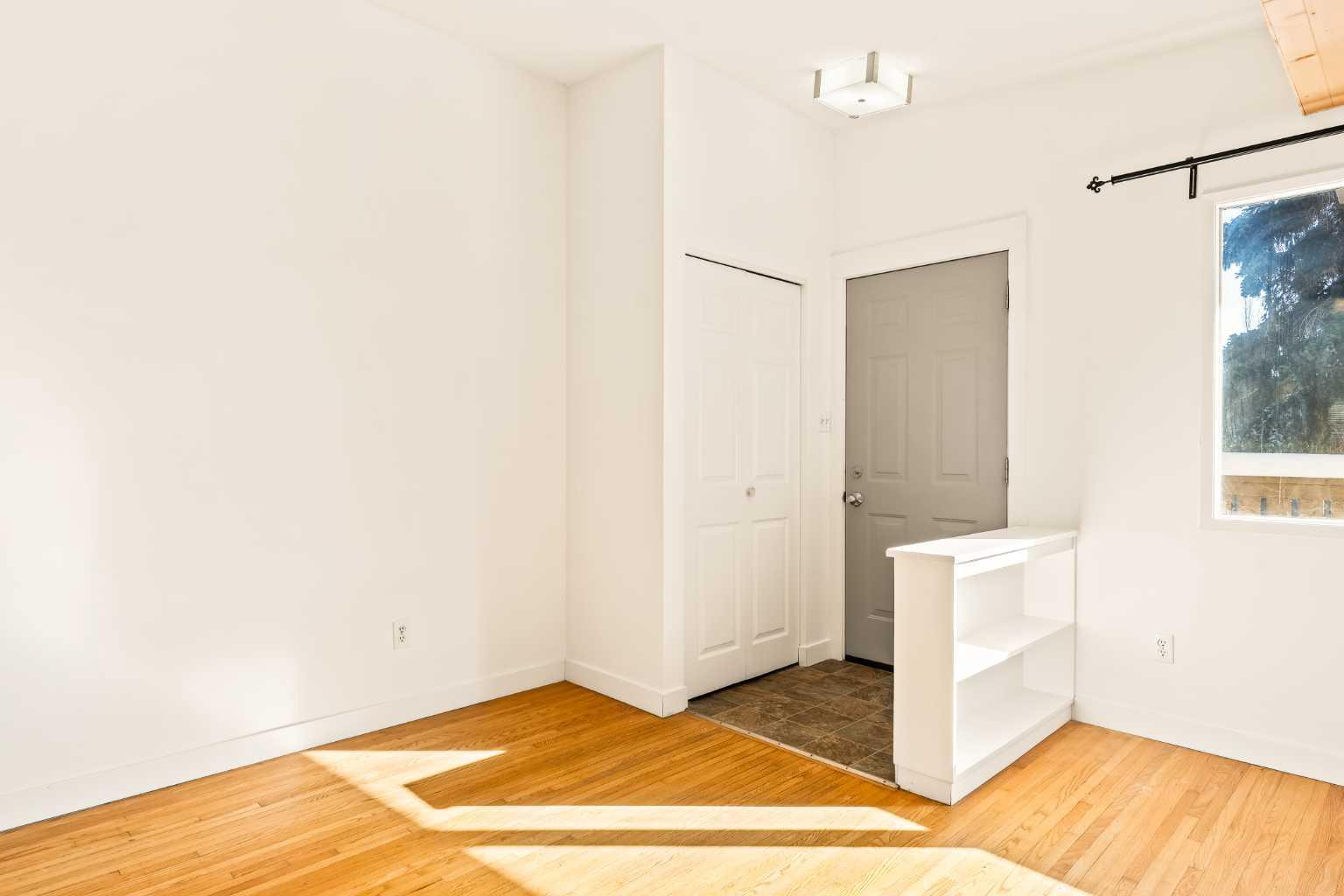 75 Galbraith Drive SW