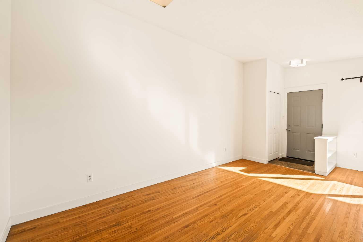 75 Galbraith Drive SW