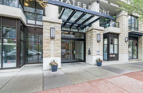 222 Riverfront Avenue SW 336 Calgary AB T2P 4V9