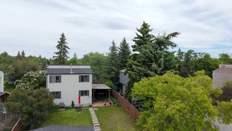 Photo of 3052 32A Avenue SE, Calgary, AB T2B 0J3 (MLS # A2321373)