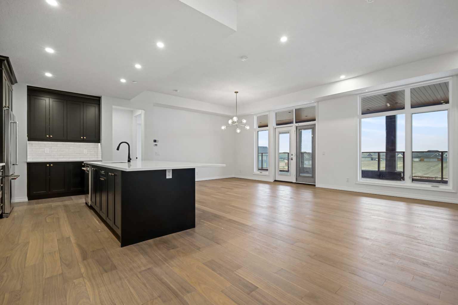 130 Marina Cove SE 301