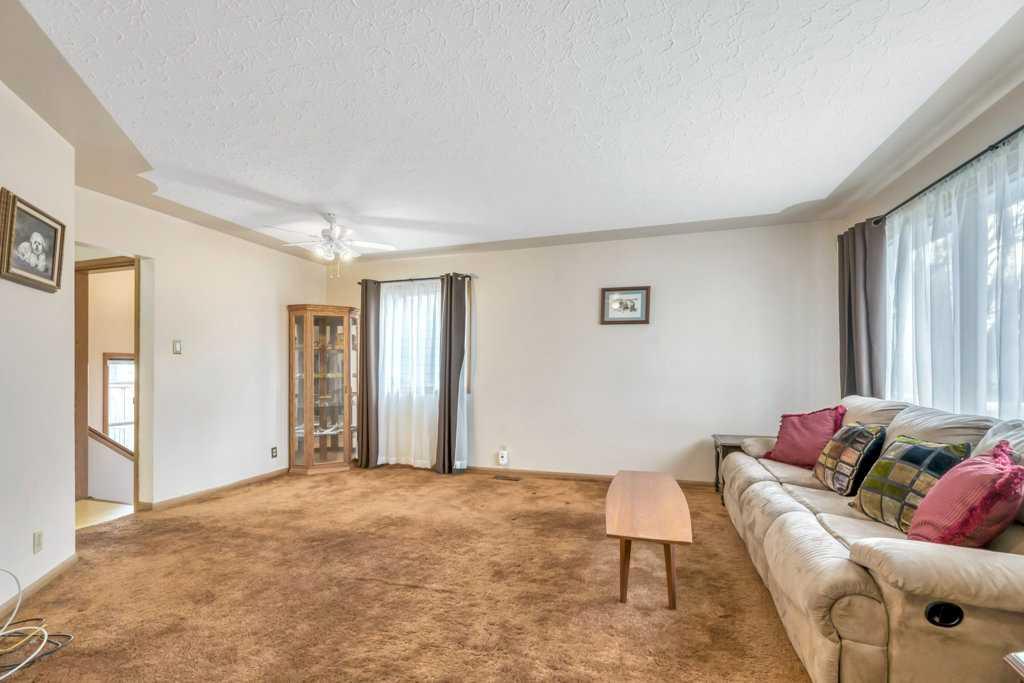 30 Butler Crescent NW