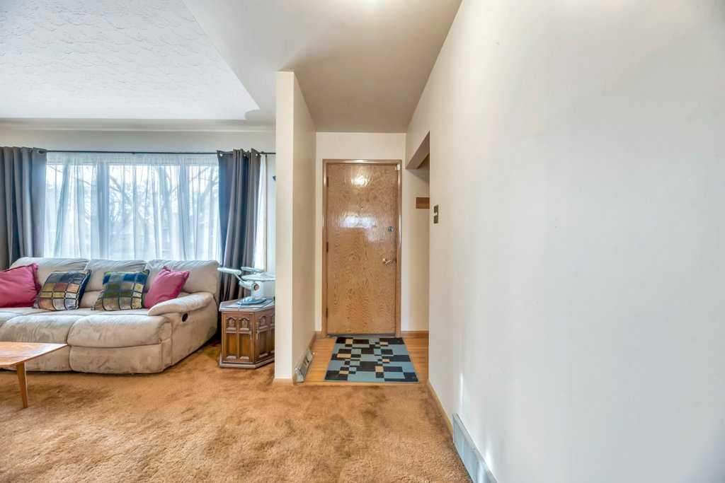 30 Butler Crescent NW