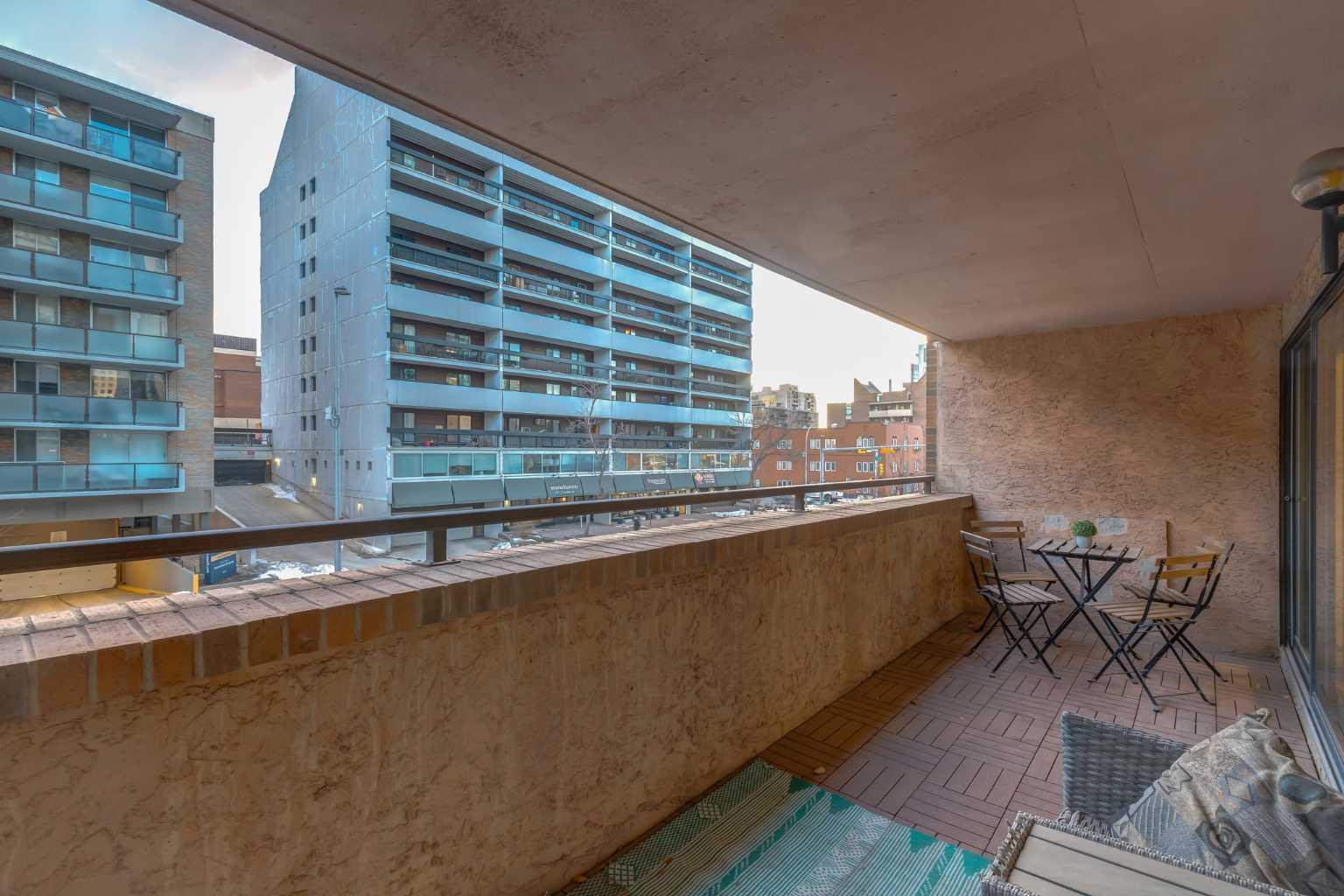 718 12 Avenue SW 206