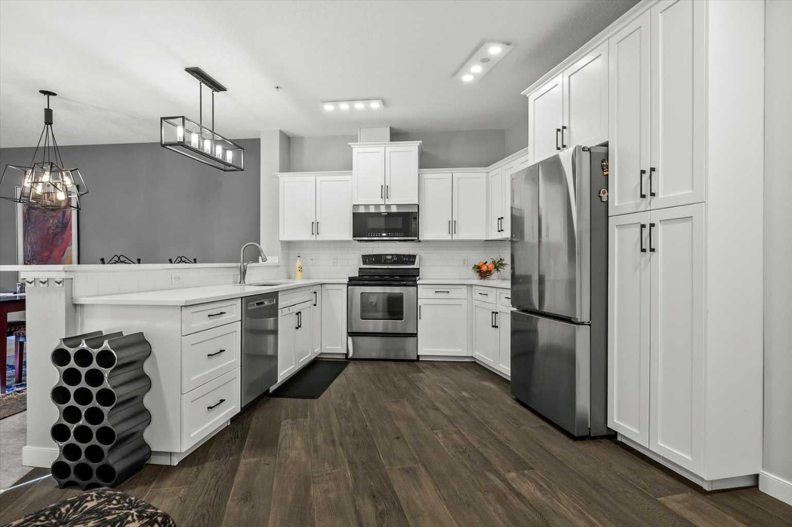 20 Discovery Ridge Close SW 424