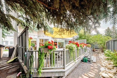 Tiny photo for 4037 42 Street NW #242, Calgary, AB T3A 2M9 (MLS # A2340164)
