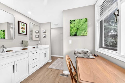 Tiny photo for 4037 42 Street NW #242, Calgary, AB T3A 2M9 (MLS # A2340164)