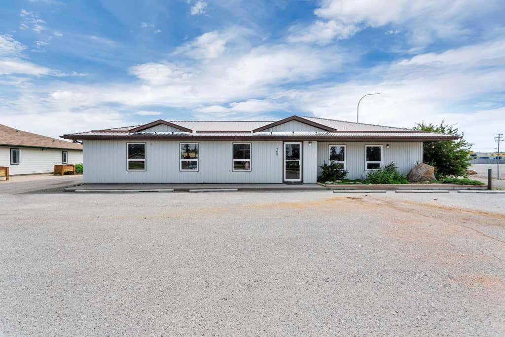 Photo of 709 Main Avenue W, Sundre, AB T0M 1X0 (MLS # A2337583)