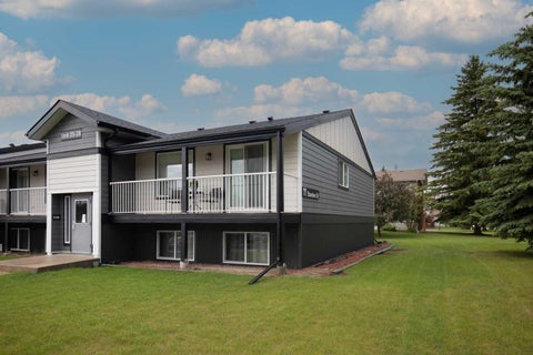 Photo of 11 Stanton Street #25, Red Deer, AB T4N 0B9 (MLS # A2321981)