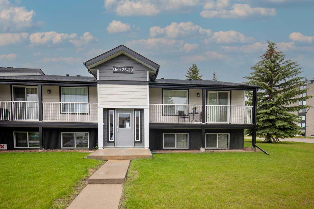 Photo of 11 Stanton Street #25, Red Deer, AB T4N 0B9 (MLS # A2321981)