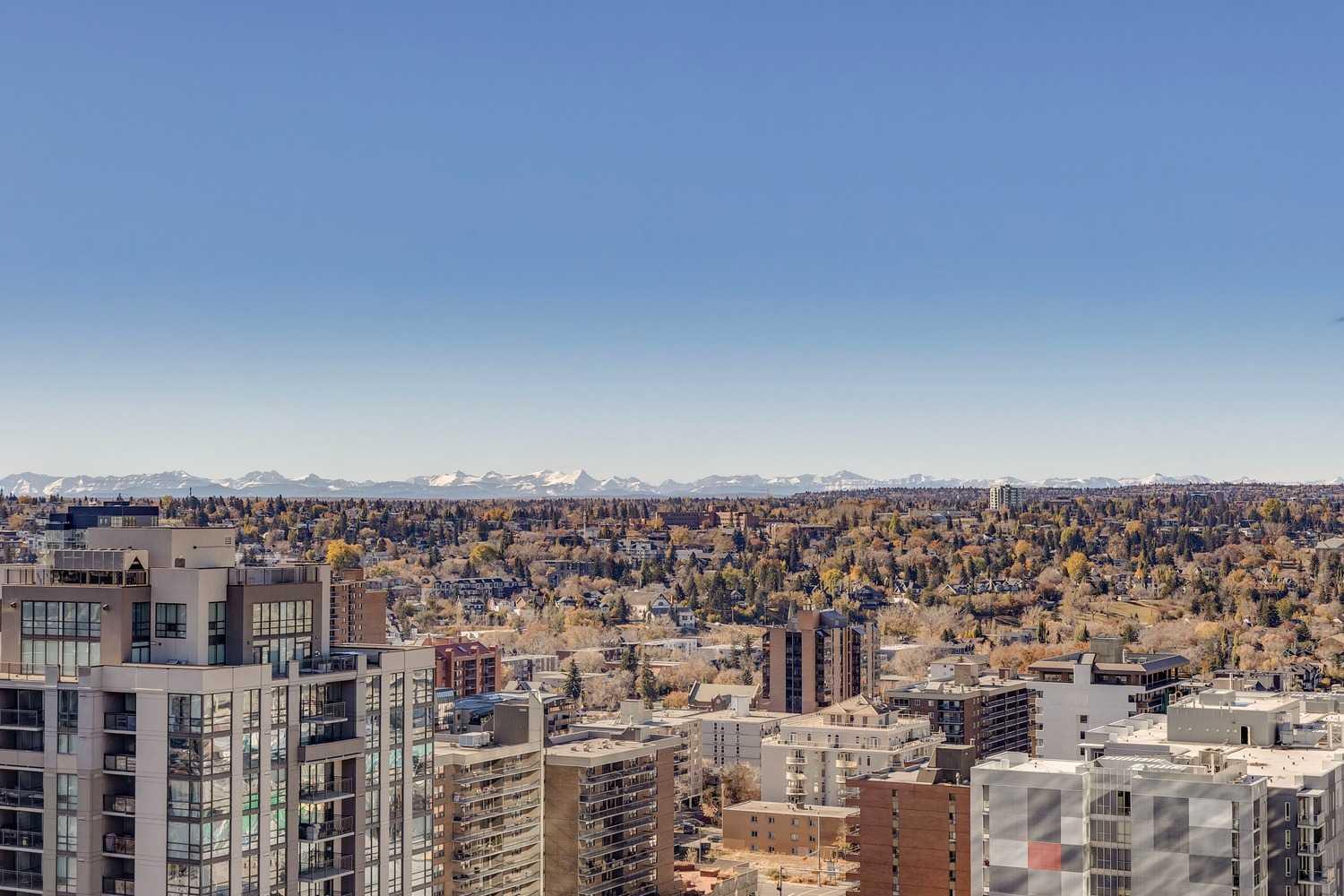 1053 10 Street SW 2211