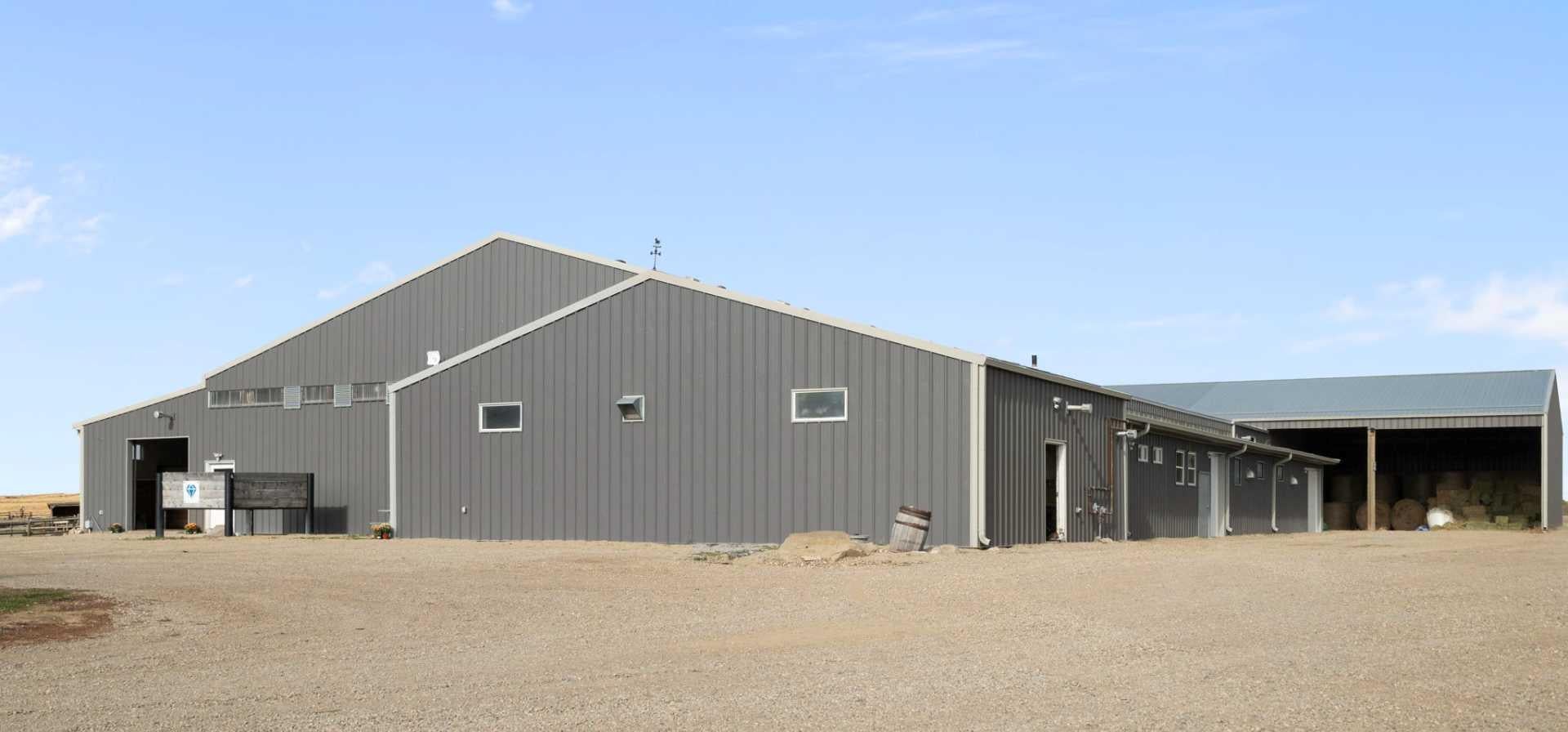 33038 Township Road 272