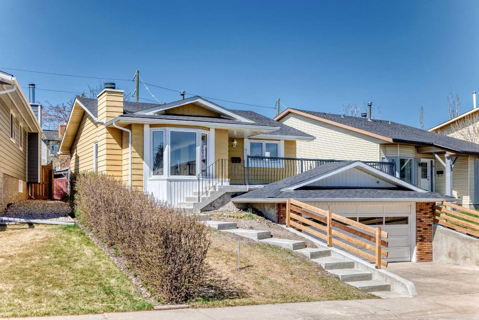 76 Berkshire Court NW