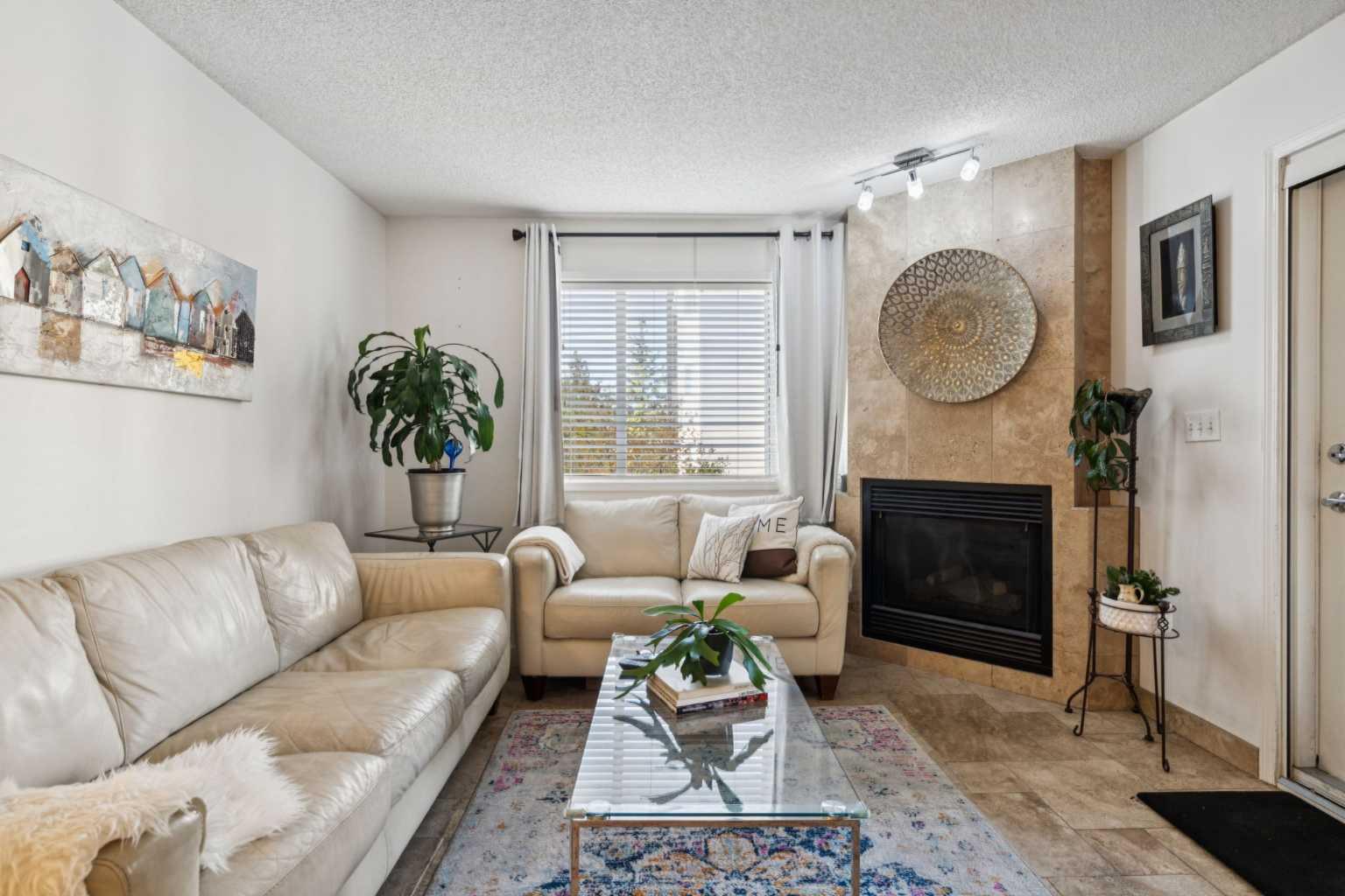 30 Sierra Morena Mews SW 204