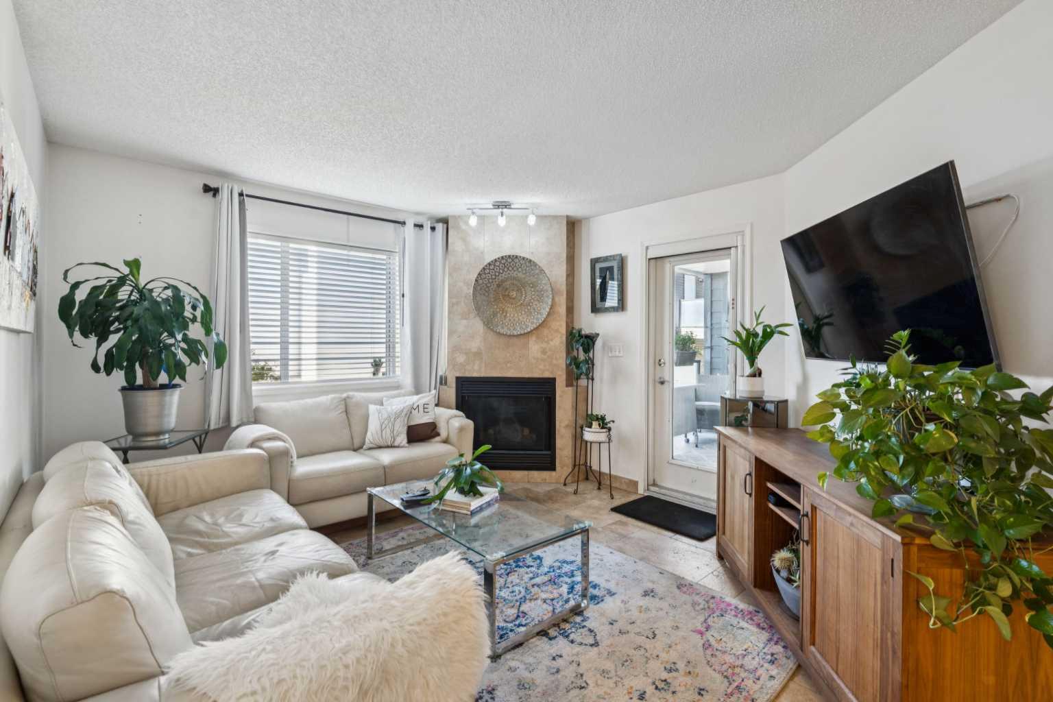 30 Sierra Morena Mews SW 204