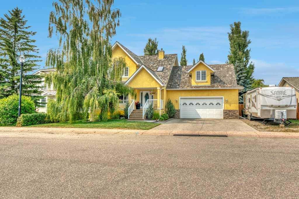 Photo of 3 Grande Point Estates, Strathmore, AB T1P 1L3 (MLS # A2336581)