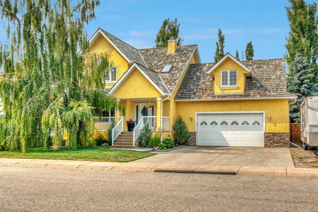 Photo of 3 Grande Point Estates, Strathmore, AB T1P 1L3 (MLS # A2336581)