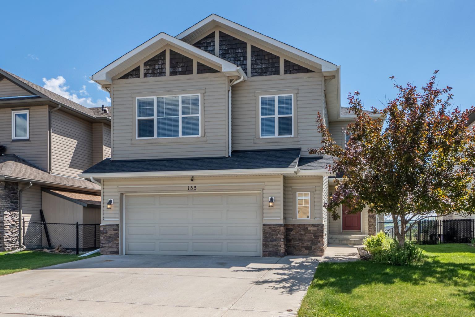 135 Drake Landing View