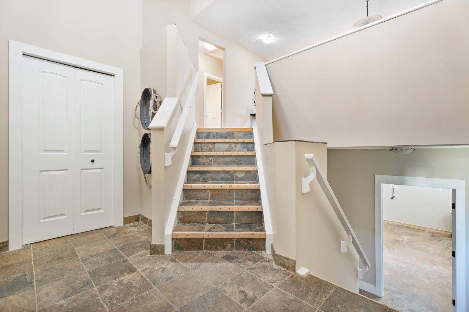 135 Drake Landing View