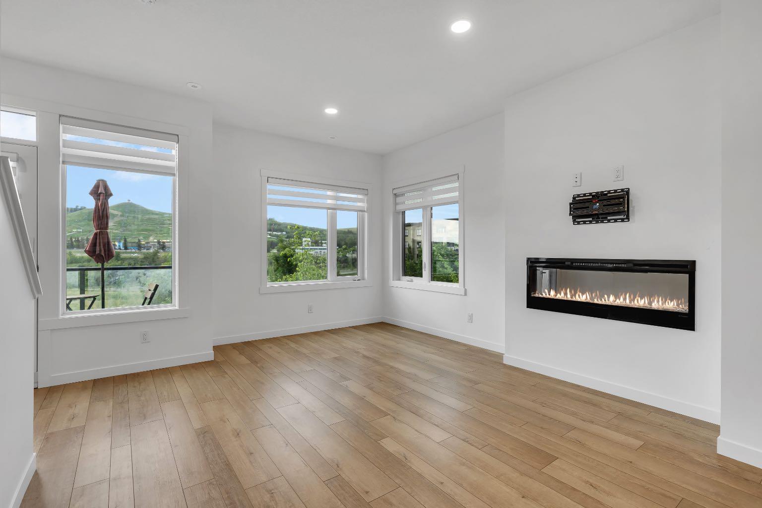 169 Greenbriar Place NW