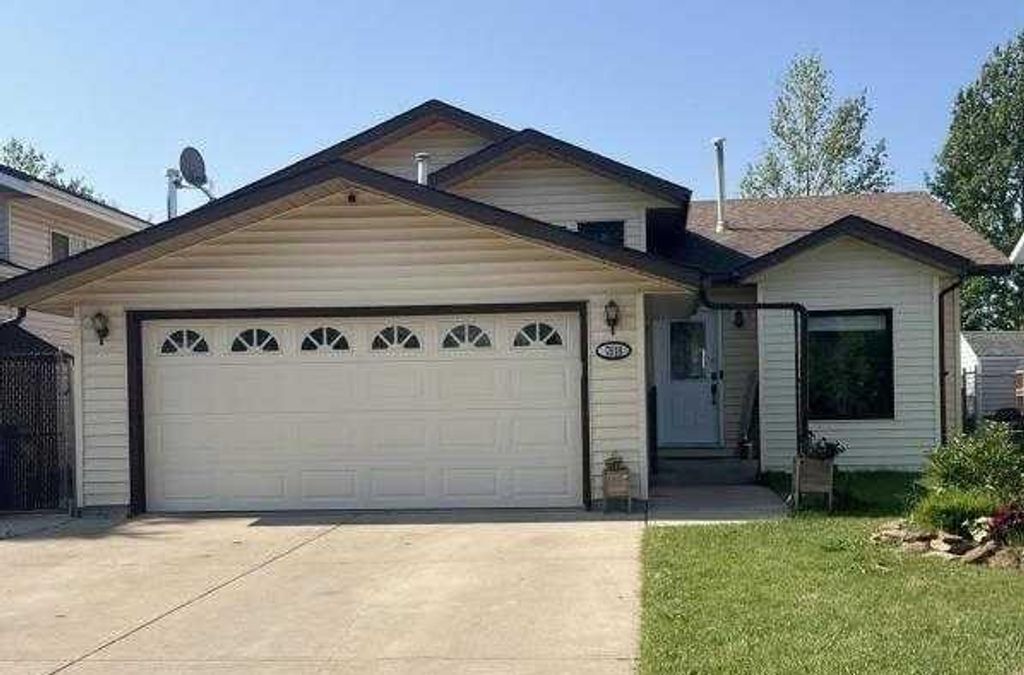 Photo of 7818 Mission Heights Drive, Grande Prairie, AB T8W 1Y2 (MLS # A2295491)