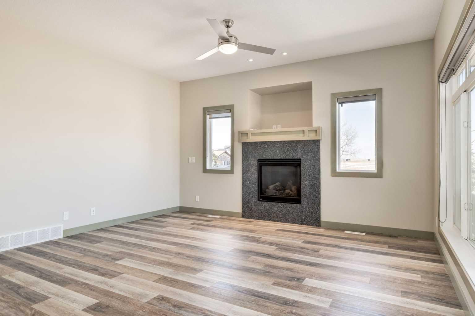 102 Speargrass Crescent