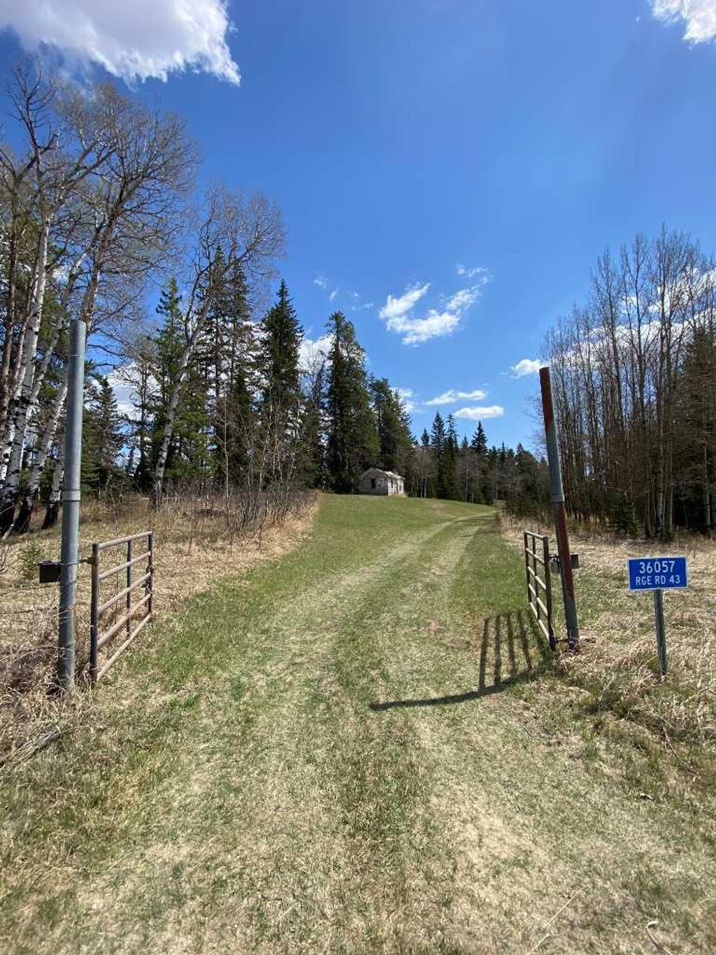 Photo of 36057 Range Road 43, Rural Red Deer County, AB T4G 0L5 (MLS # A2309095)