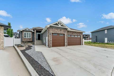 Photo of 215 Hamptons Crescent SE, Medicine Hat, AB T1B 0P4 (MLS # A2327468)