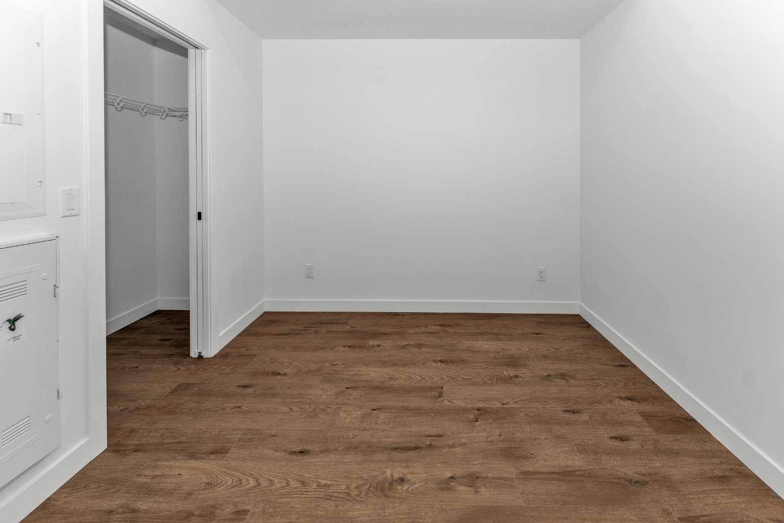 110 18A Street NW 305