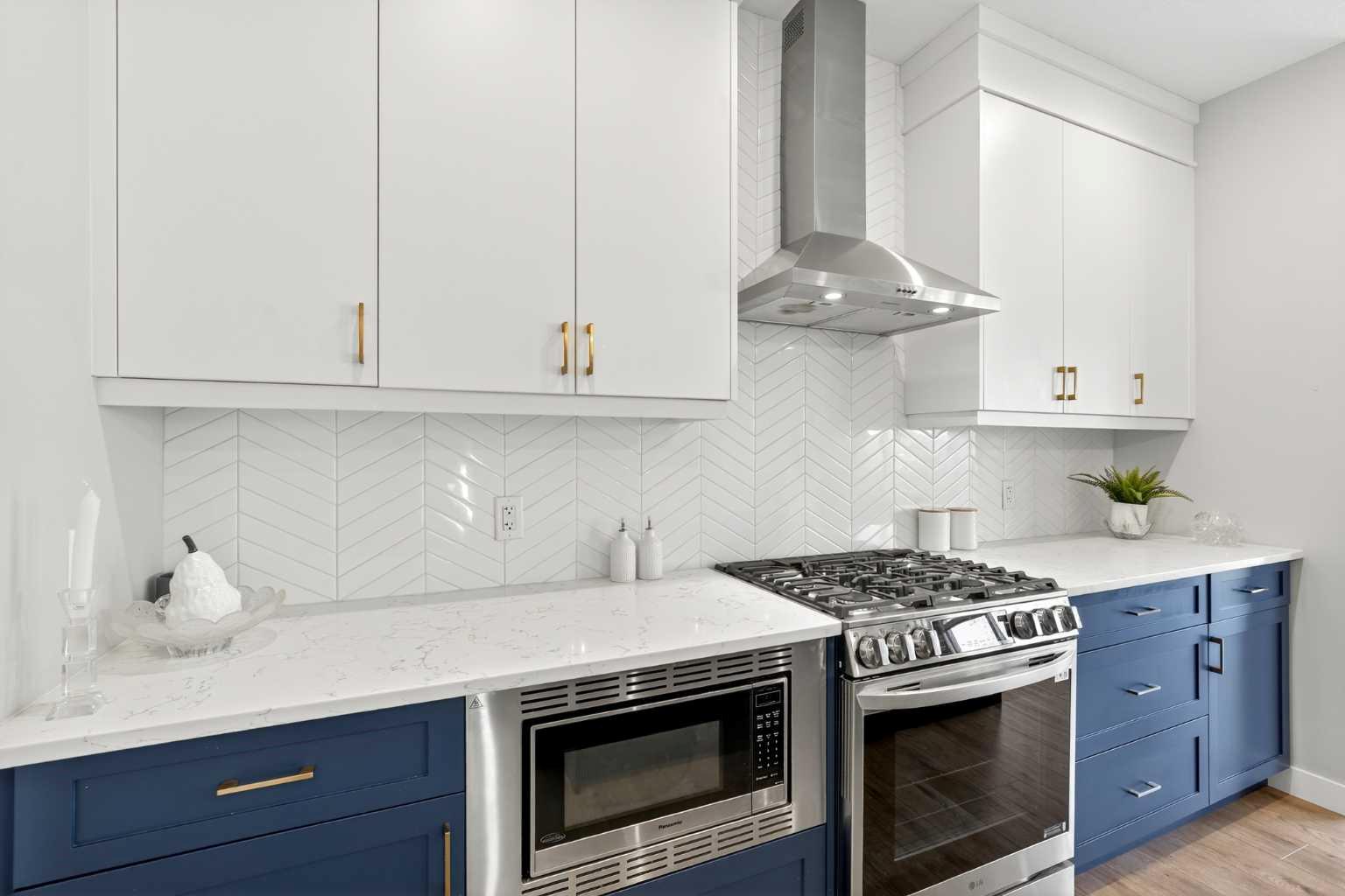 61 Calhoun Crescent NE