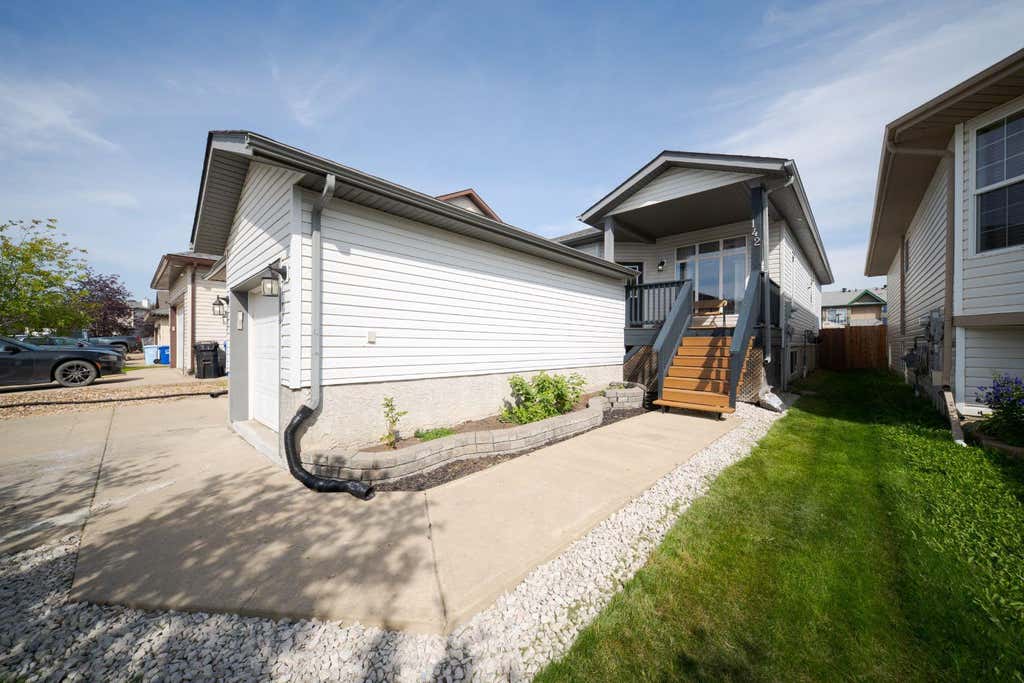Photo of 142 Laffont Way, Fort McMurray, AB T9K 2P9 (MLS # A2339971)