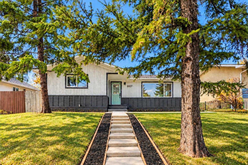 Photo of 6807 Huntchester Road NE, Calgary, AB T2K 5E6 (MLS # A2354587)