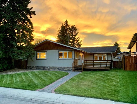 Photo of 23 Brown Crescent NW, Calgary, AB T2L 1N4 (MLS # A2343290)
