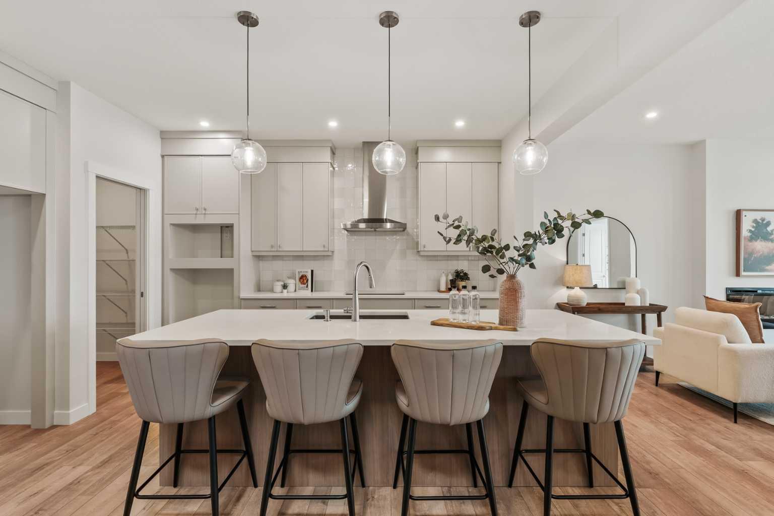 223 Creekstone Circle SW