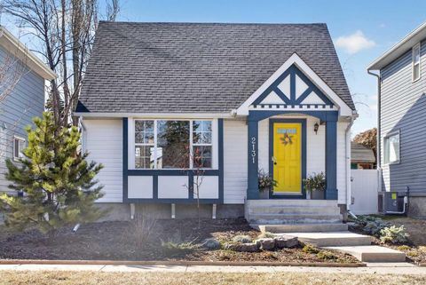 Photo of 2131 Quentin Avenue SW, Calgary, AB T2T 6C4 (MLS # A2304094)