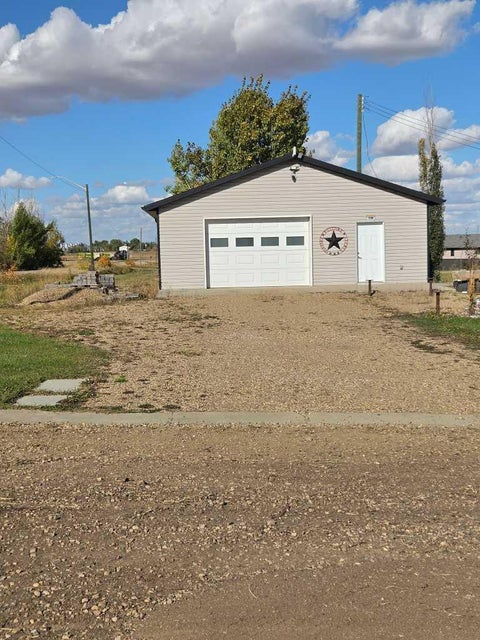 Photo of 4 SIFTON Crescent, Lougheed, AB T0B 2V0 (MLS # A2349380)