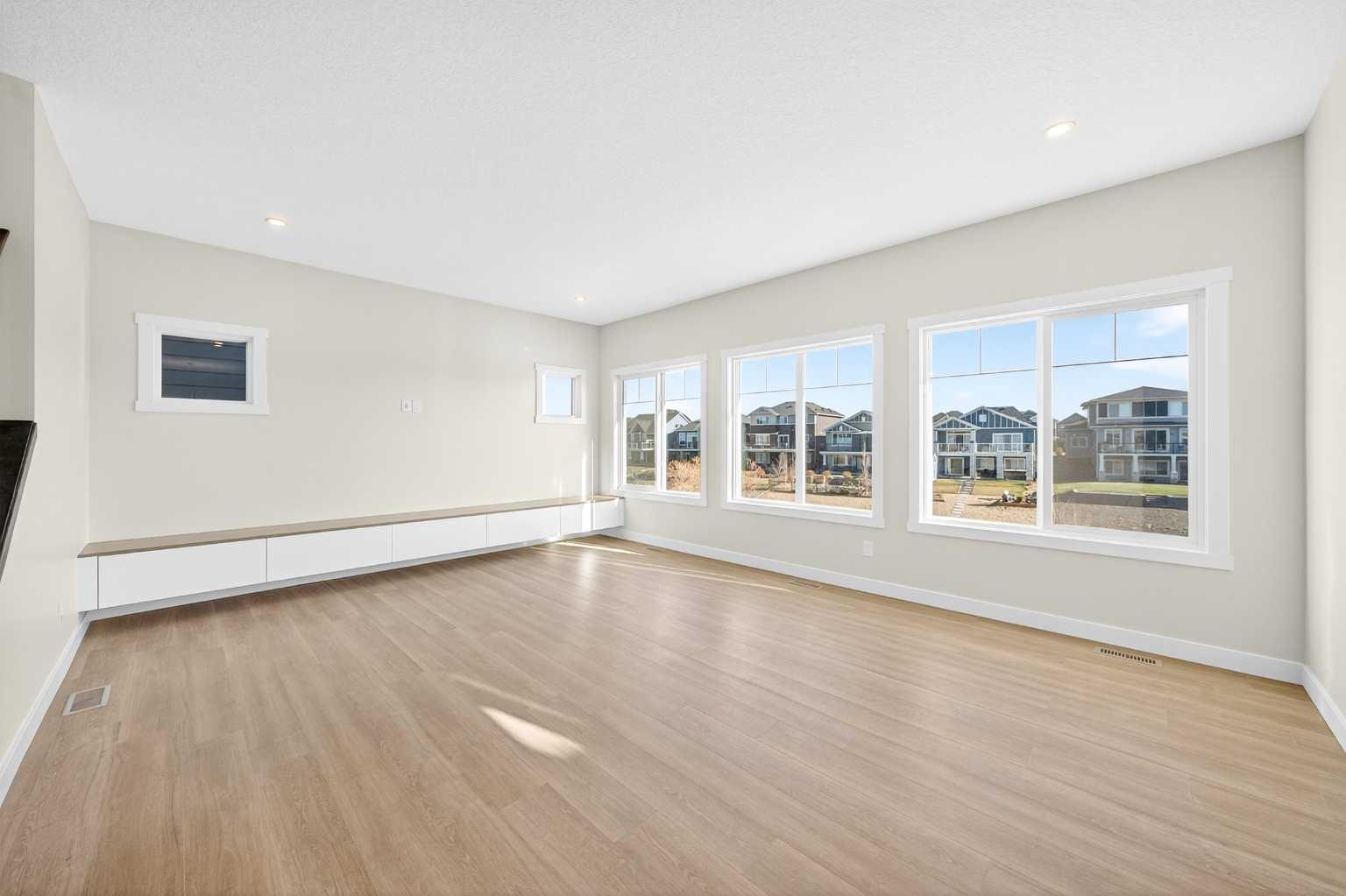 1642 Baywater Street SW