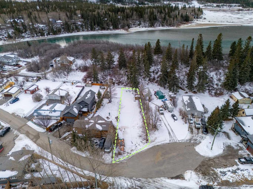 Photo of 11 Loder Mountain Drive, Exshaw, AB T0L 2C0 (MLS # A2293379)