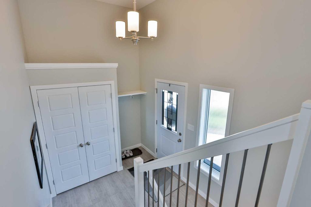 Photo of 1002 Alice Birch Point N, Lethbridge, AB T1H 7B9 (MLS # A2330706)