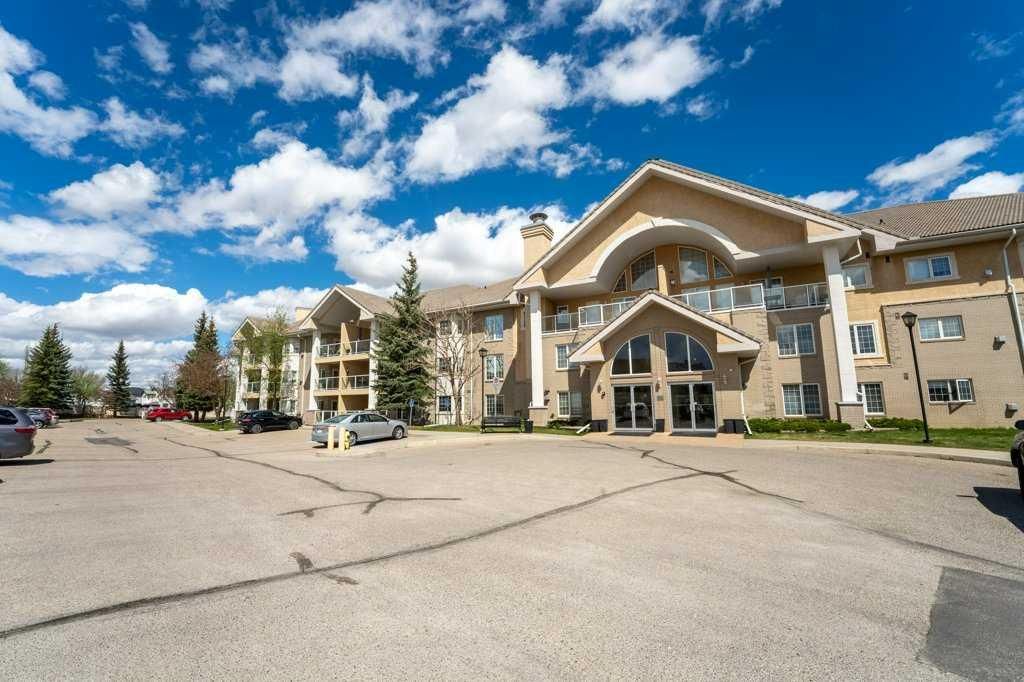 Photo of 728 Country Hills Road NW #136, Calgary, AB T3K 5K8 (MLS # A2310256)